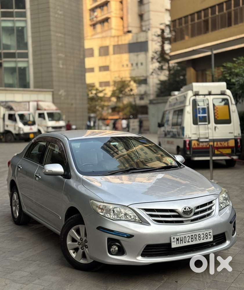 Toyota Corolla Altis 2010-2013 Gl, 2011, Petrol