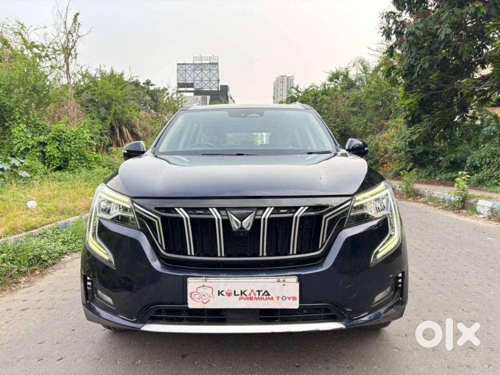 Mahindra Xuv700 2.0 Ax 7 Petrol Mt Str, 2022, Petrol