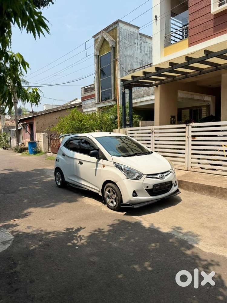 Hyundai Eon 2012 Lpg Well Maintained