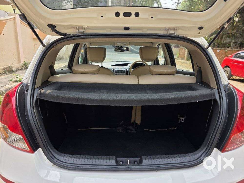 Hyundai I20 Sportz 1.2 Vtvt, 2012, Petrol