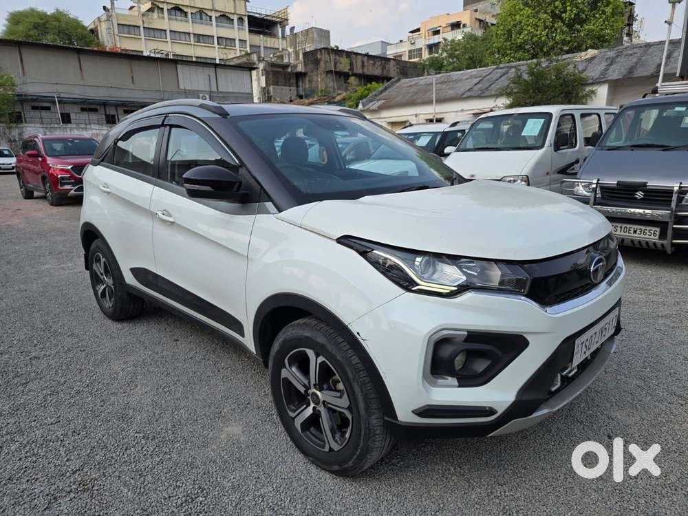 Tata Nexon Xz Plus Luxs, 2023, Petrol