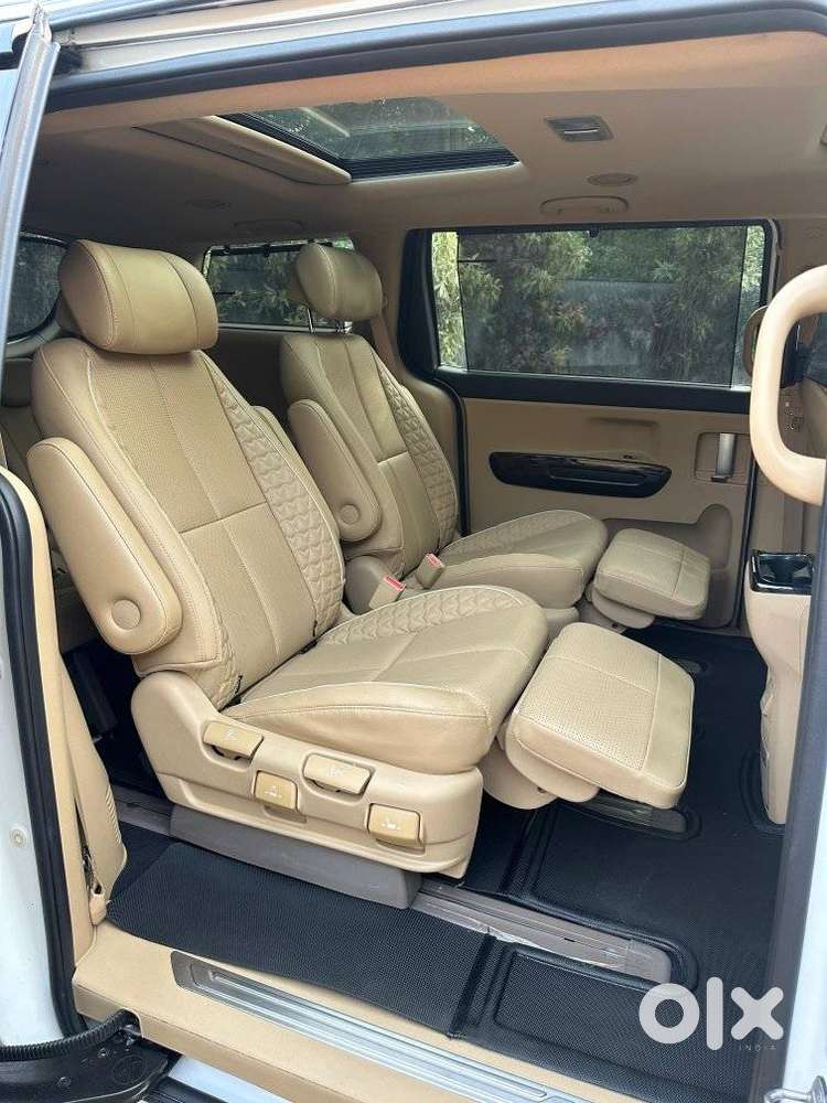 Kia Carnival Limousine Plus 7 Str, 2023, Diesel