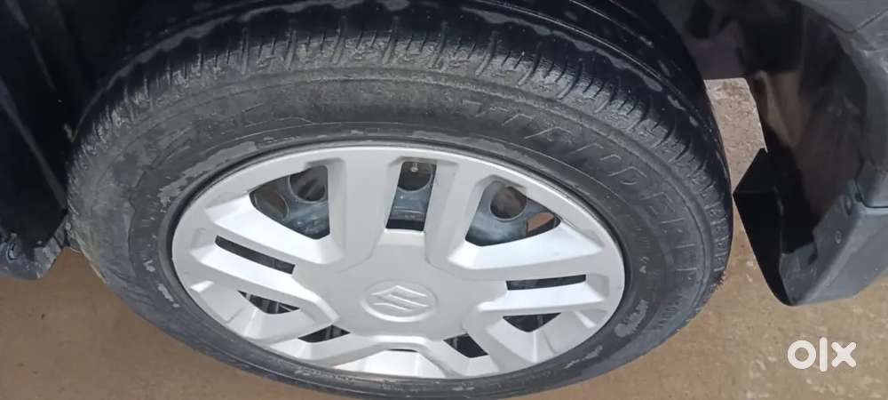 Gadi Achhi Conditions Me Hai. Badi Gadi Lena Hai