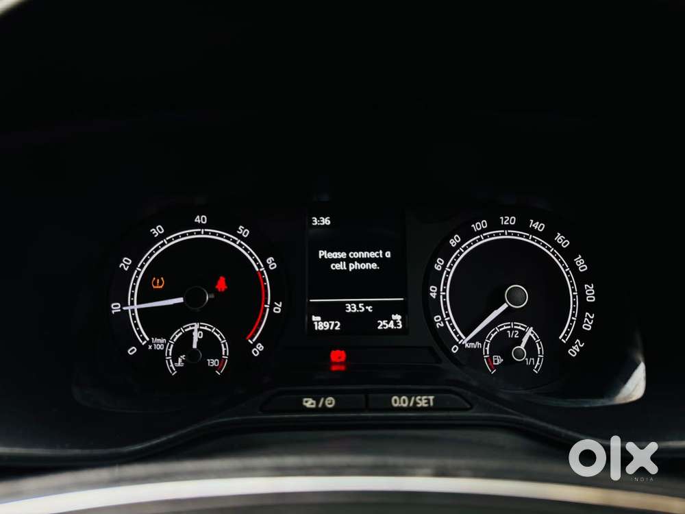 Skoda Kushaq 1.0 Tsi Style, 2022, Petrol