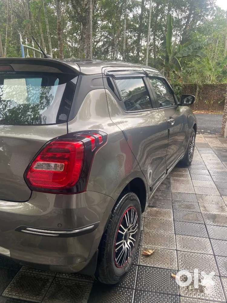 Maruti Suzuki Swift 2022 Petrol Good Condition And Low Kilometer