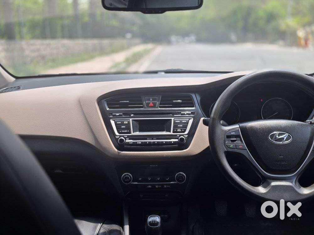 Hyundai I20 Sportz 1.2 Bs-iv, 2015, Petrol
