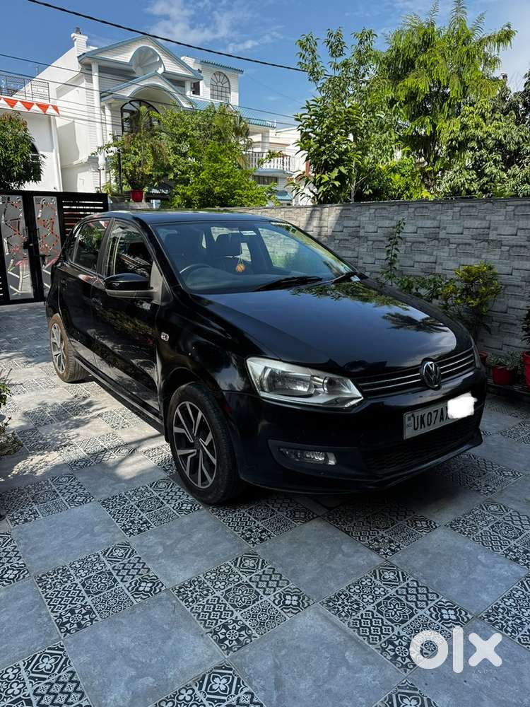 Volkswagen Polo 2013 Black Colour With Alloy Wheels