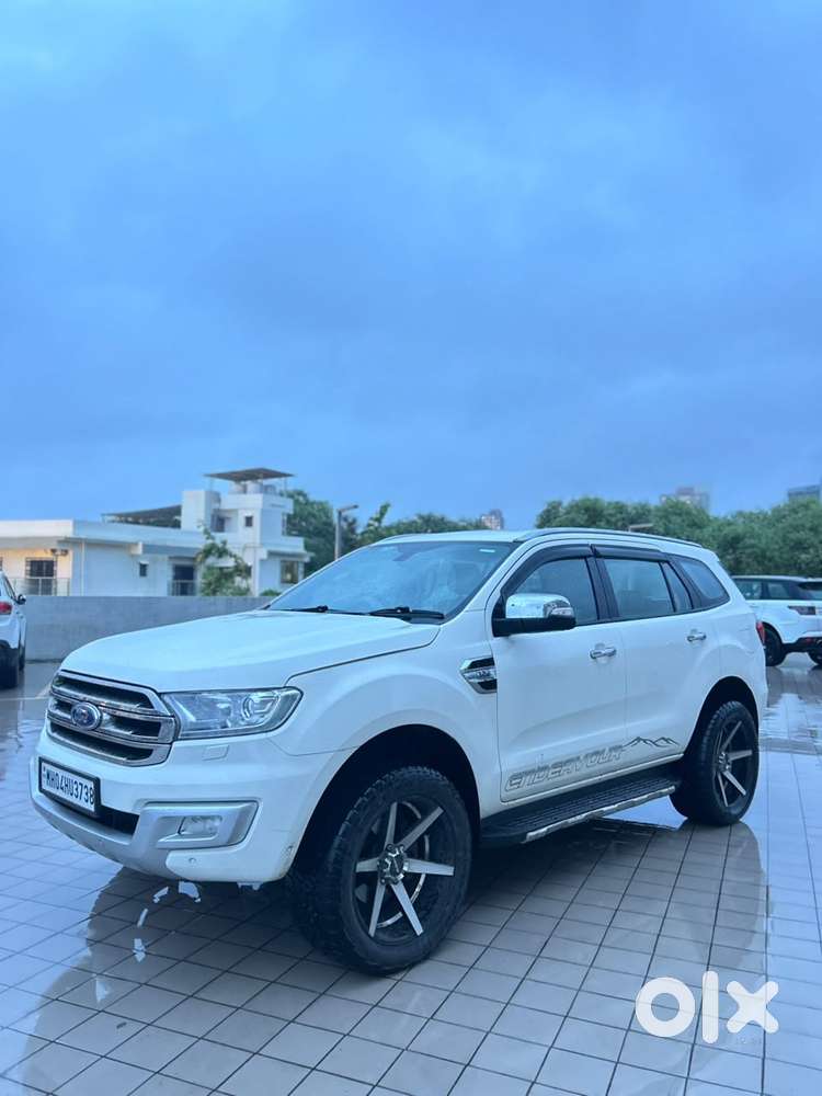 Ford Endeavour 3.2 Titanium 4x4 At, 2016, Diesel