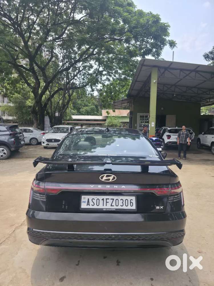 Hyundai Verna Sx Petrol Mt. 2nd Top Model