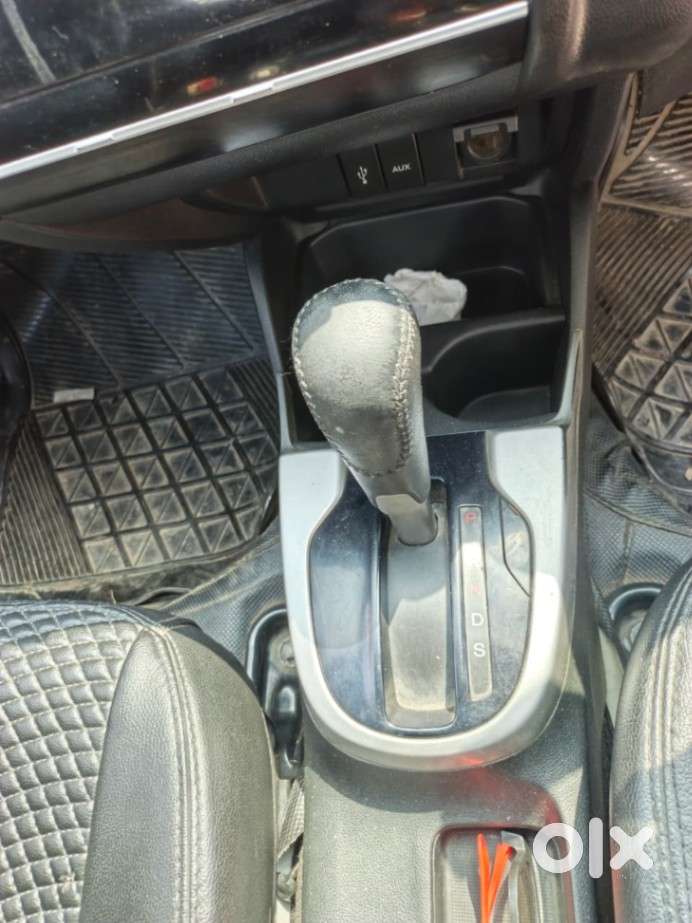 Honda Jazz V Cvt, 2017, Petrol