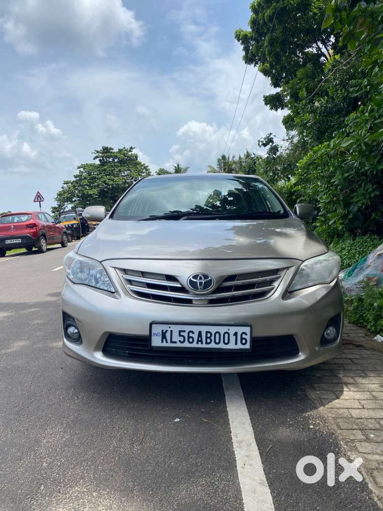 Toyota Corolla Altis 2012 Petrol Well Maintained
