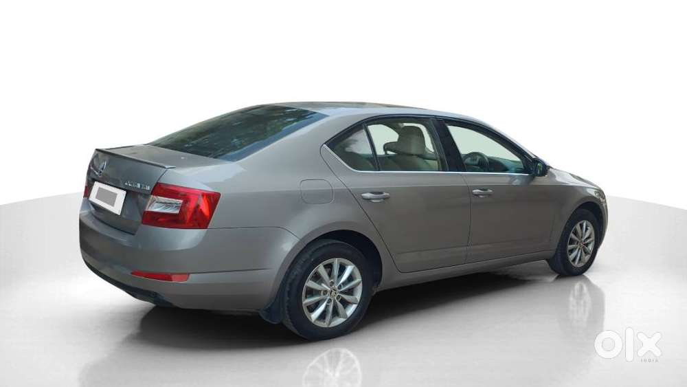Skoda Octavia 1.8 Tsi Style Plus At, 2016, Petrol