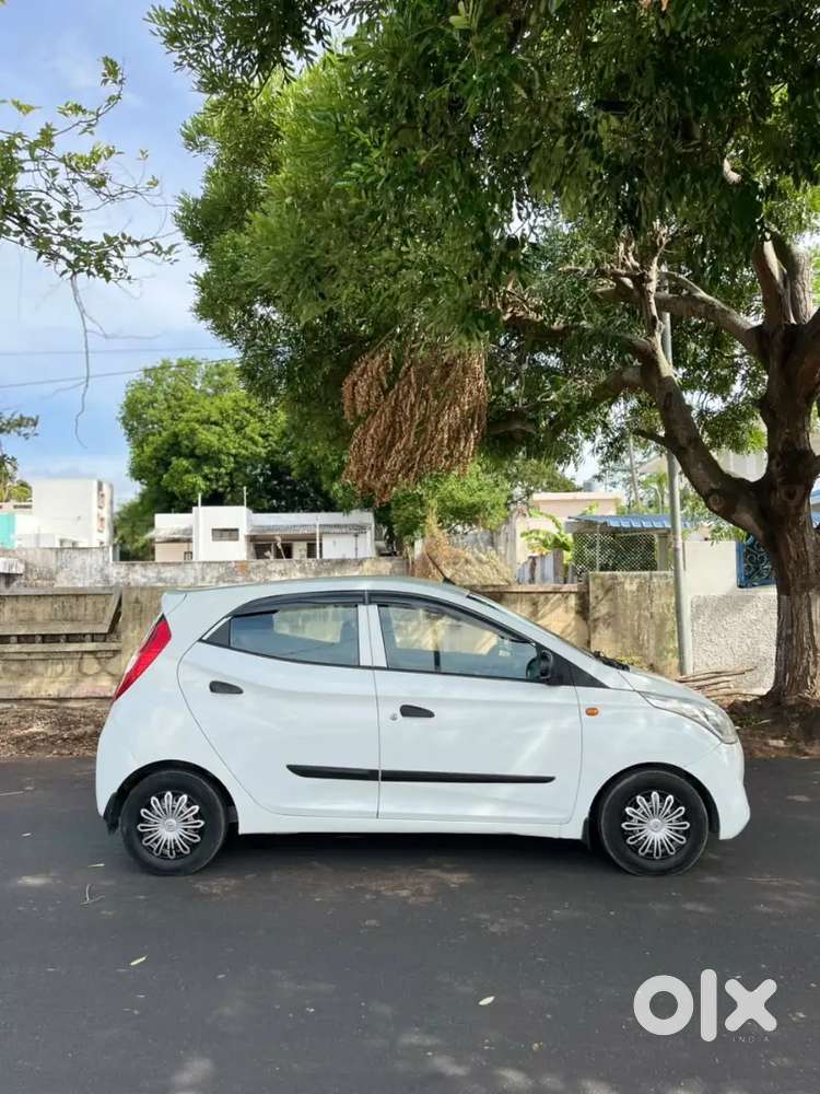 Hyundai Eon 2015 Petrol Well Maintained