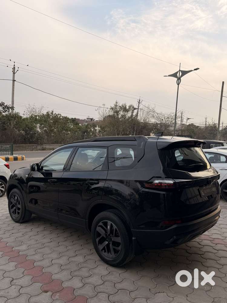 Tata Safari Adventure X Plus 7 Str Dark Edition At, 2023, Diesel