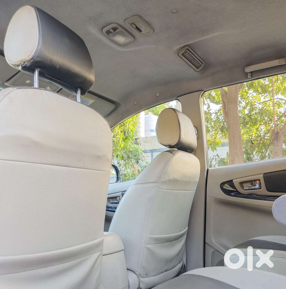 Toyota Innova 2.5 Z Diesel 7 Seater, 2014, Diesel
