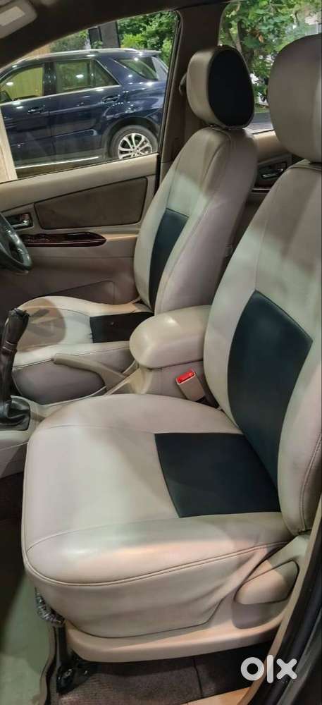 Toyota Innova 2013 Diesel 115000 Km Well Maintained