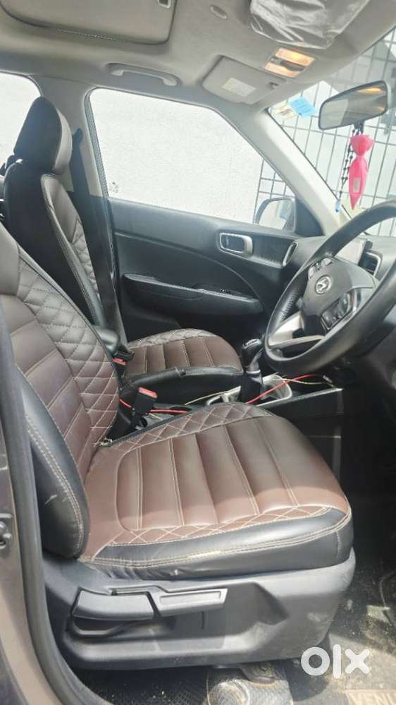Hyundai Venue Sx Dual Tone, 2018, Petrol