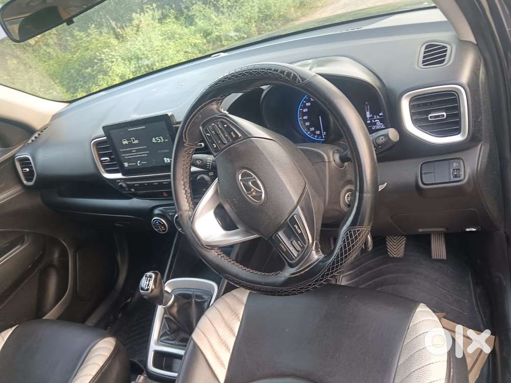 Hyundai Venue, 2021, Petrol