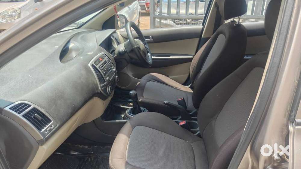 Hyundai I20 E 2014-2015 Sportz 1.4 Crdi, 2014, Diesel