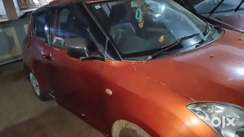 Maruti Swift Vxi 2011