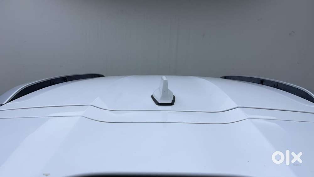 Nissan Magnite 1.0 Xv Premium Turbo Cvt (o), 2022, Petrol