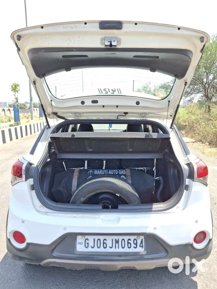 Hyundai I20 Active 2015 Cng/petrol Good Condition