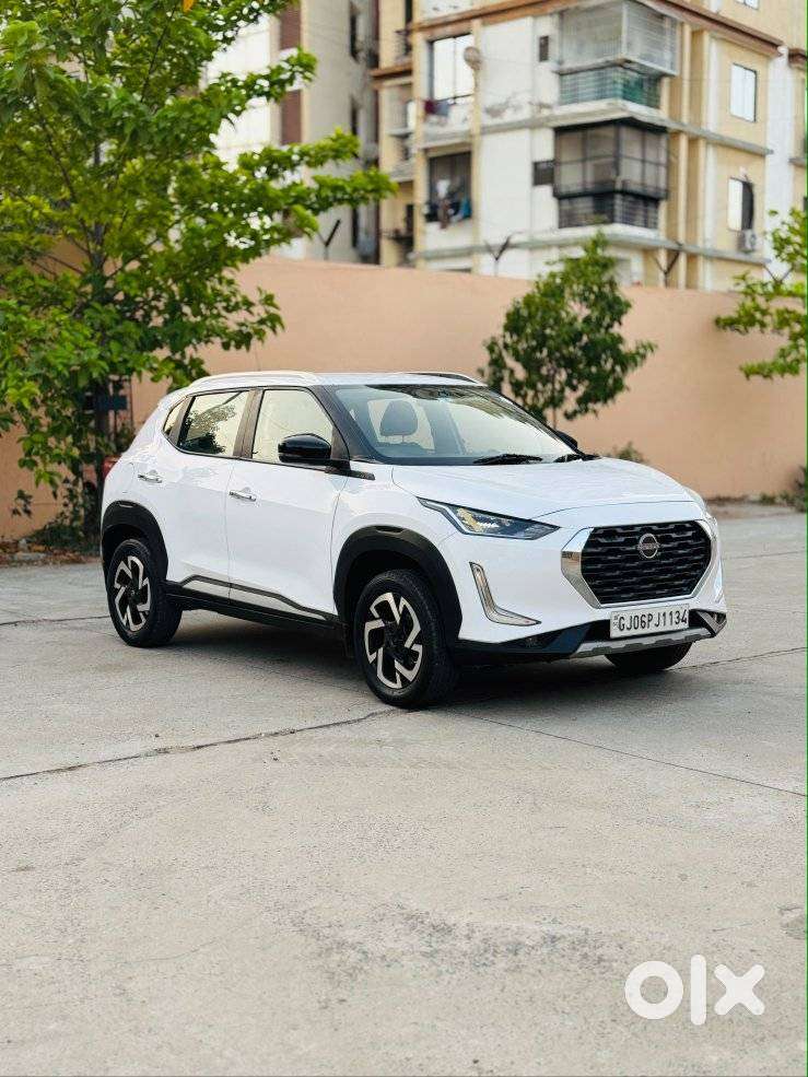 Nissan Magnite Xv Turbo, 2022, Petrol