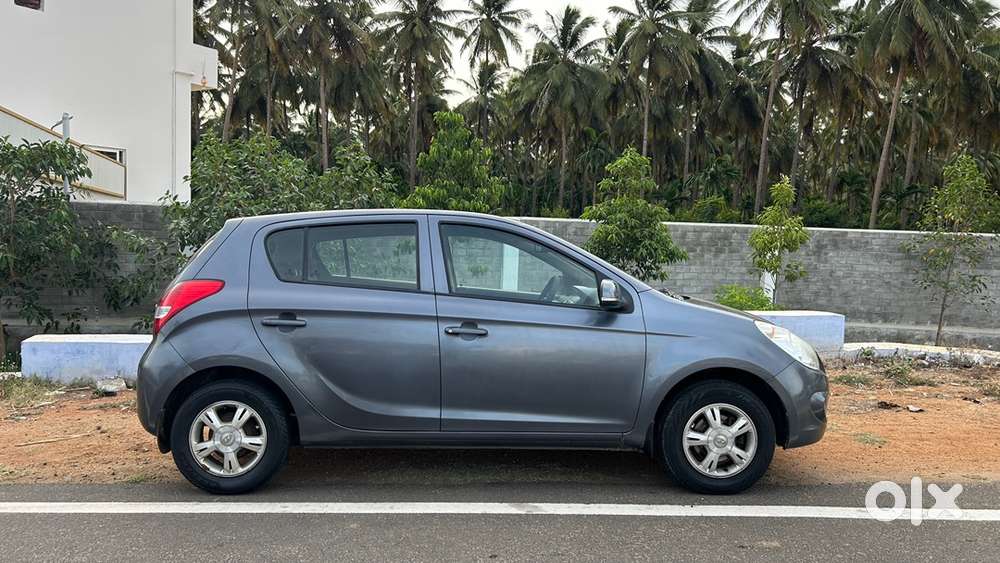 Hyundai I20 Asta Top Model 2010 Petrol 57000 Km Driven