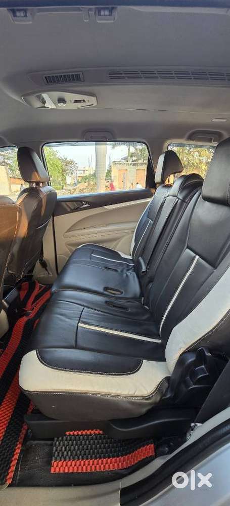 Mahindra Marazzo M8 8str, 2019, Diesel