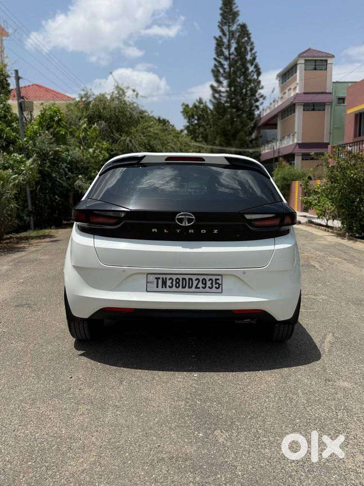 Tata Altroz 1.2 Xt, 2022, Petrol