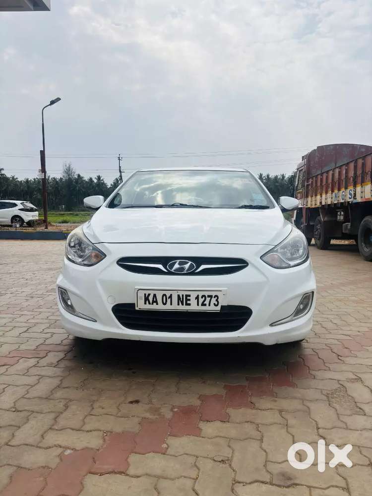 Hyundai Verna 2012 Petrol Well Maintained