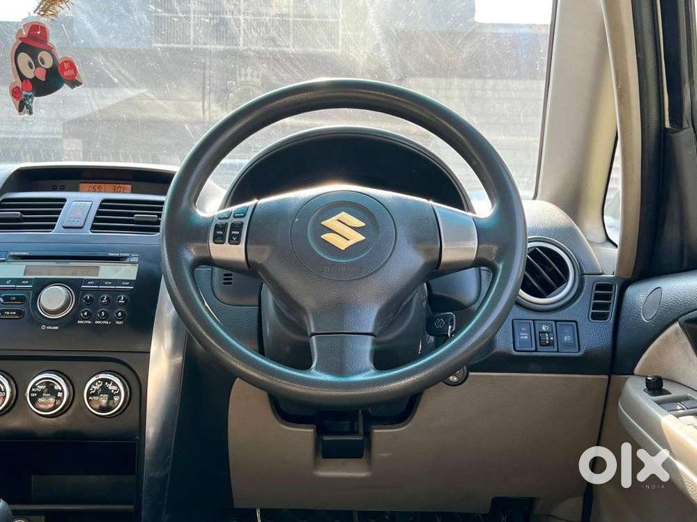 Maruti Suzuki Sx4 Zxi (opt), 2011, Petrol