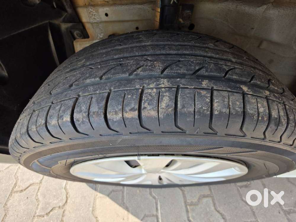 Maruti Suzuki Ertiga Vxi Abs Bs Iv, 2015, Petrol