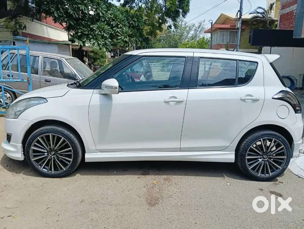 Maruti Suzuki Swift 2013 Diesel 160000 Km Driven