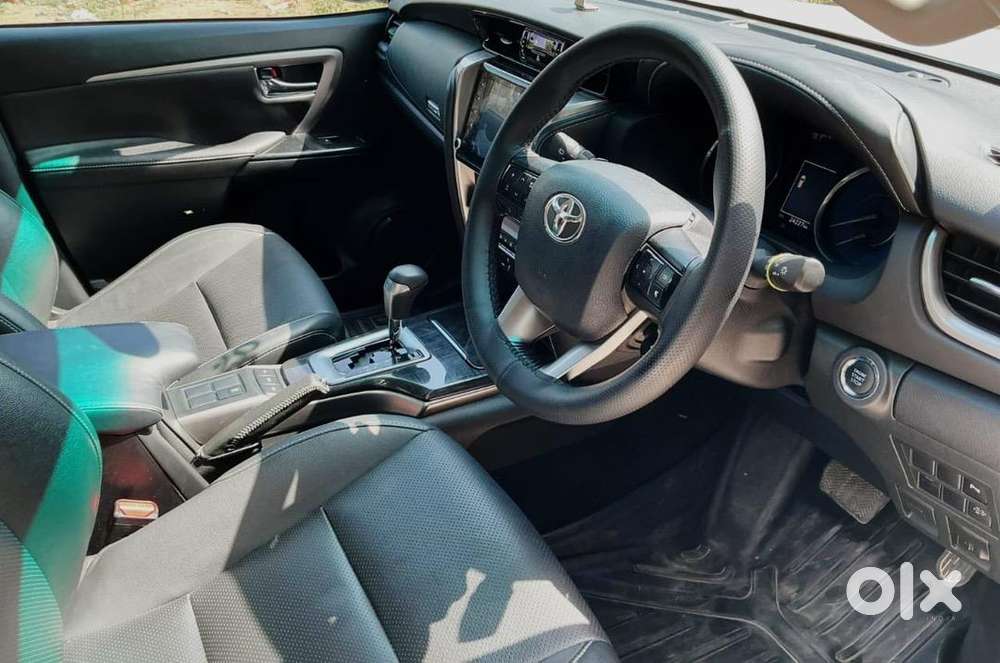 Toyota Fortuner 2022 Showroom Condition