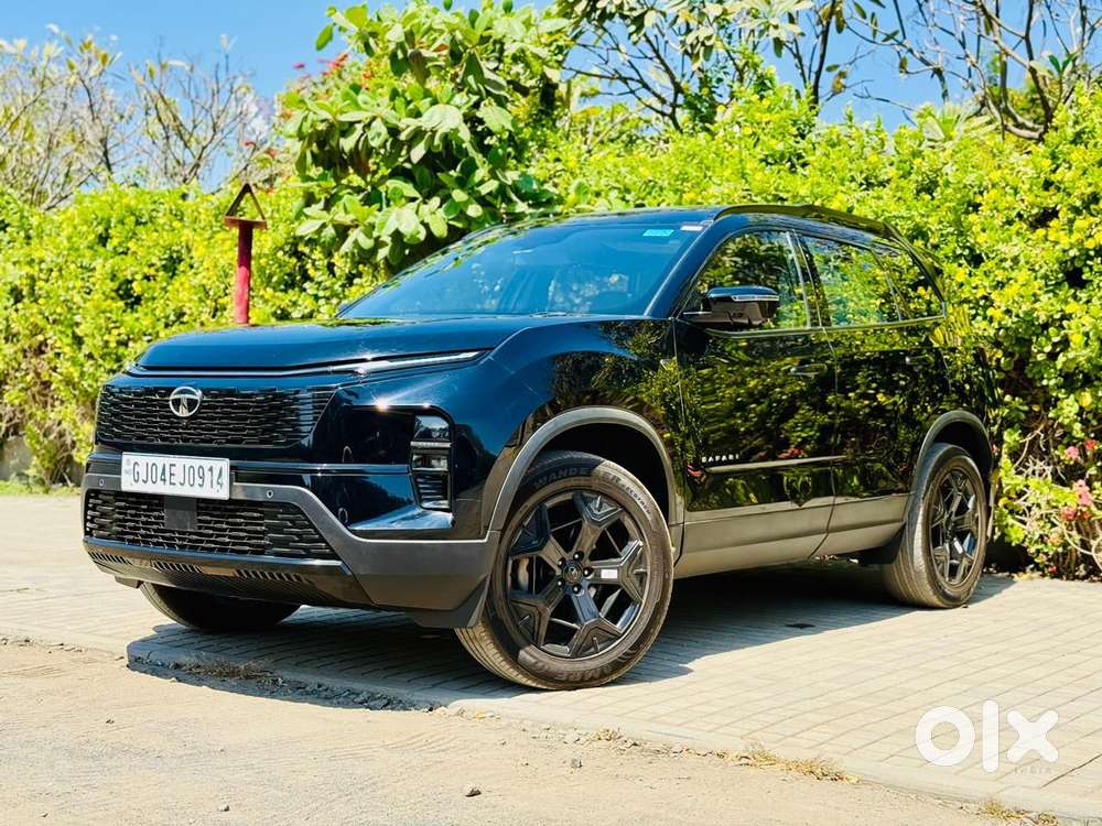 Tata Safari Adventure Plus Dark Edition, 2024, Diesel