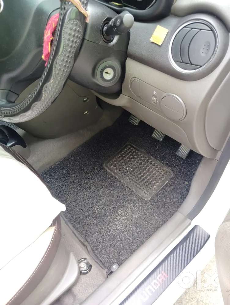 Hyundai I10 Sportz Petrol Manual 2013