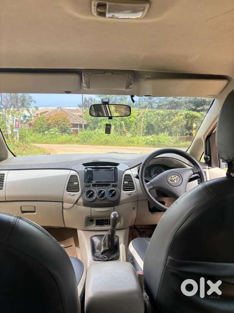Toyota Innova 2.5 Gx 2011