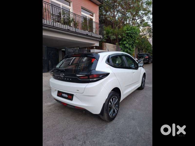 Tata Altroz Xza Plus (o) (s), 2023, Petrol