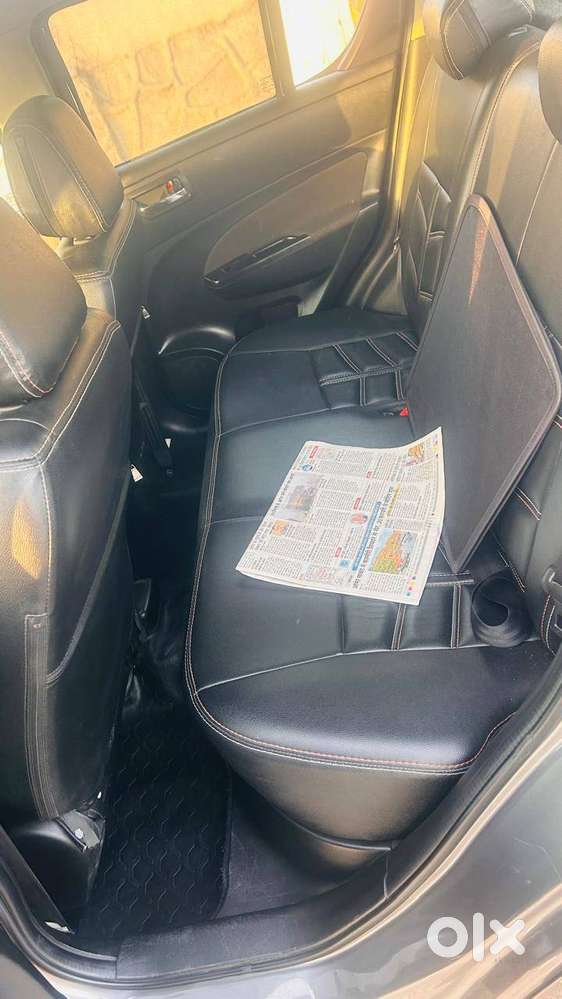 Maruti Suzuki Swift 2017 Petrol 37700 Km Driven