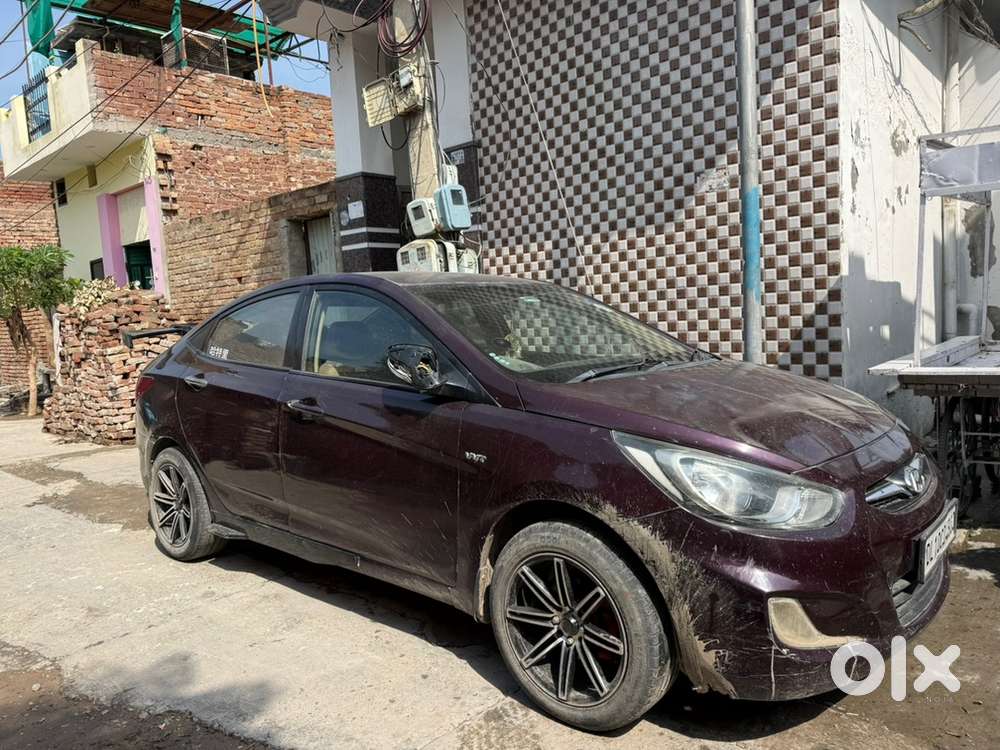Hyundai Fluidic Verna 2011