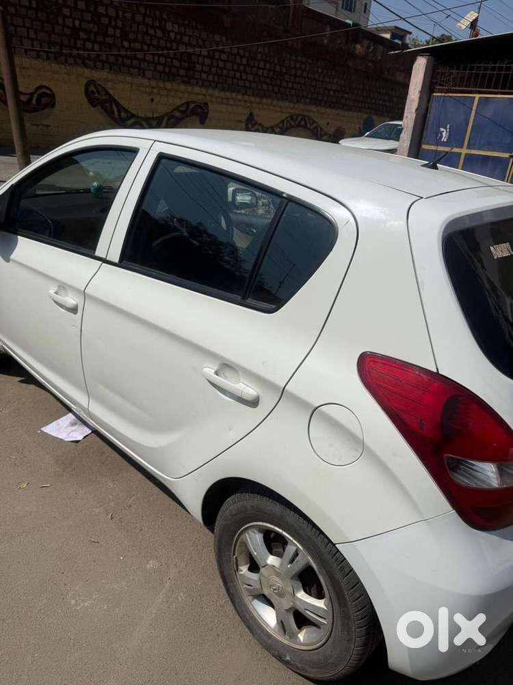 Hyundai I20 2010 Petrol Well Maintained With Vip Number 8888 For 2l