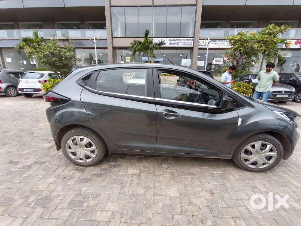 Tata Altroz 2022 Petrol 25000 Km Driven