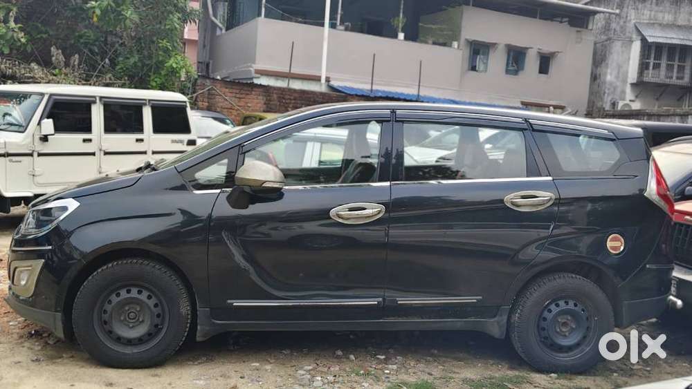 Mahindra Marazzo M4 8str, 2018, Diesel