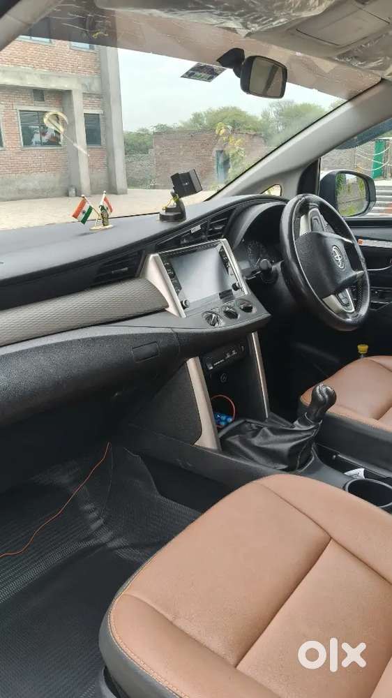 People Mover Innova Crysta 2022 Available With Automatic Transmission