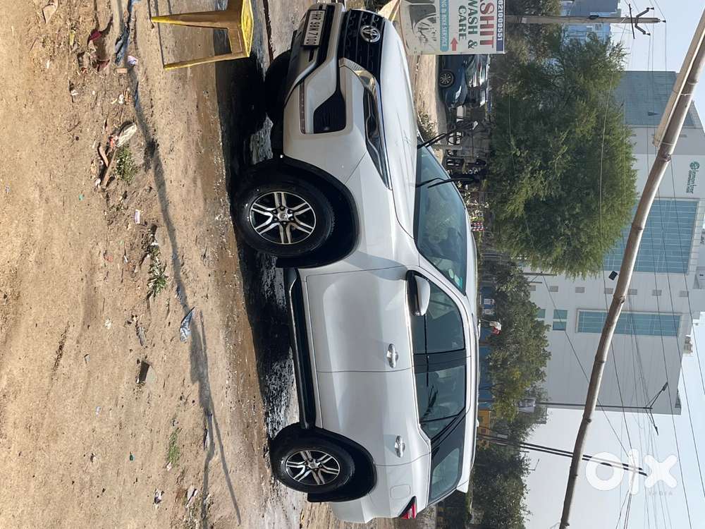 Toyota Fortuner 2024 Diesel 50000 Km Driven