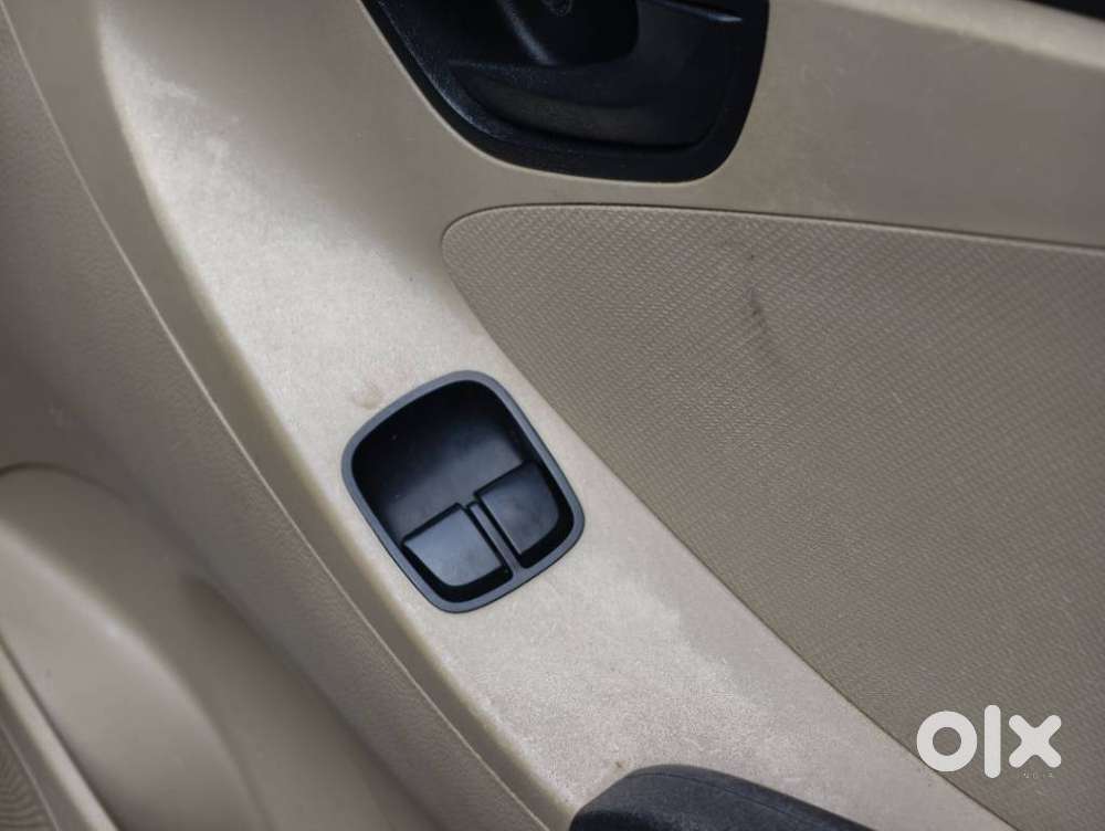 Hyundai Eon Magna +, 2011, Petrol