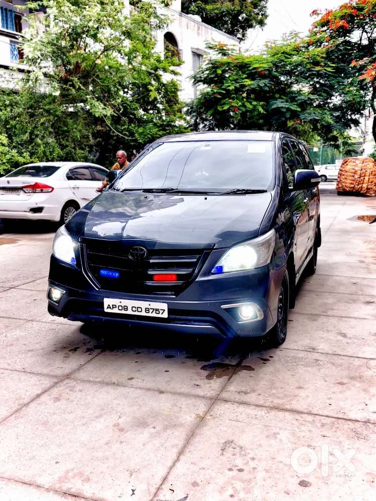 Toyota Innova Diesel 2011 2nd Owner
