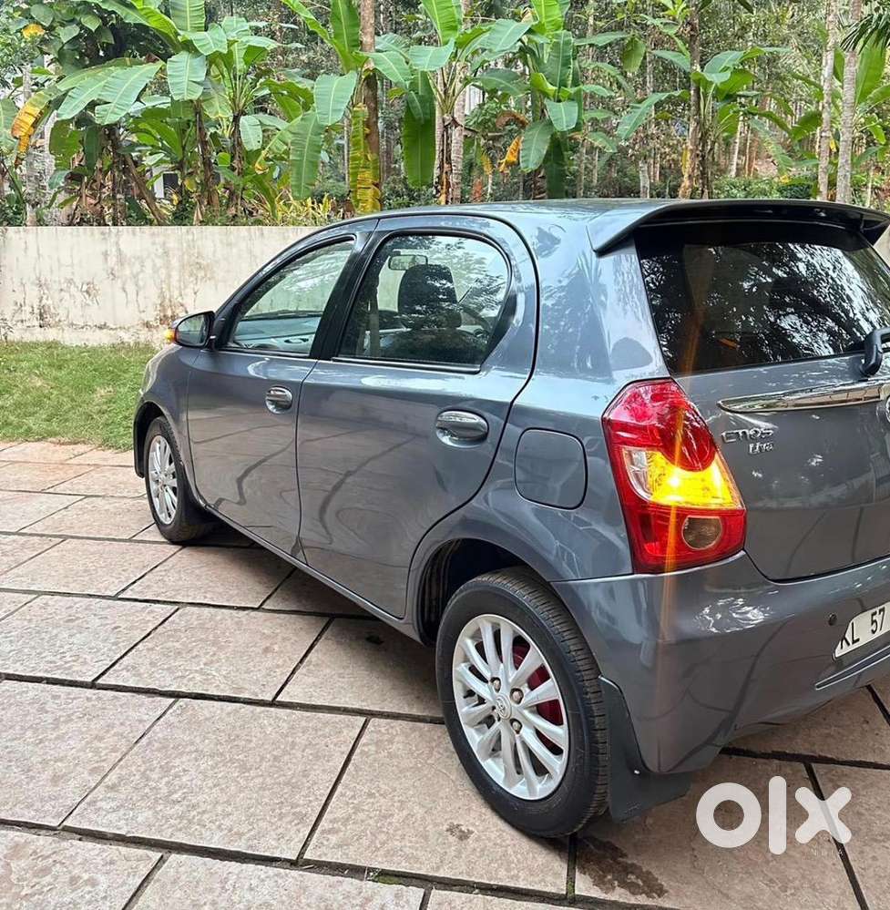 Toyota Etios Liva 2015 Diesel Well Maintained