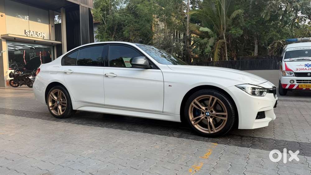 Bmw 3 Series 2017 Petrol Well Maintained 330i